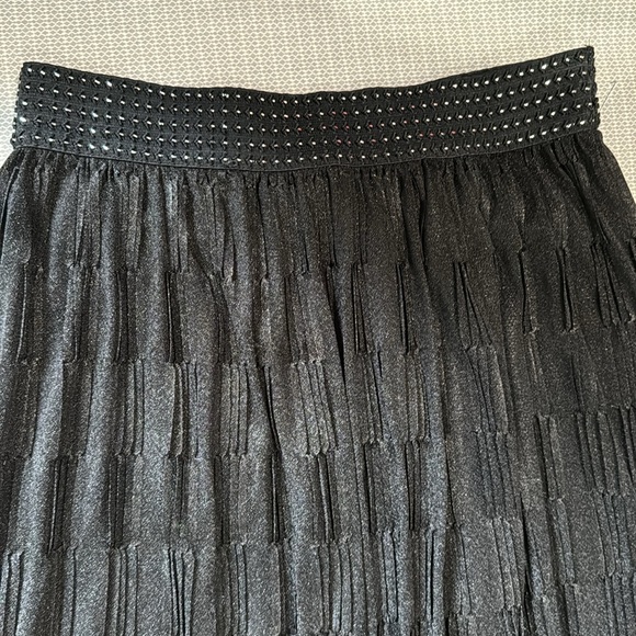Rhinestone Belt Black Frilly Skirt - Perfect for both Work and Play - Picture 3 of 5